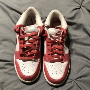 Nike Size 7 Women’s Golf Shoe